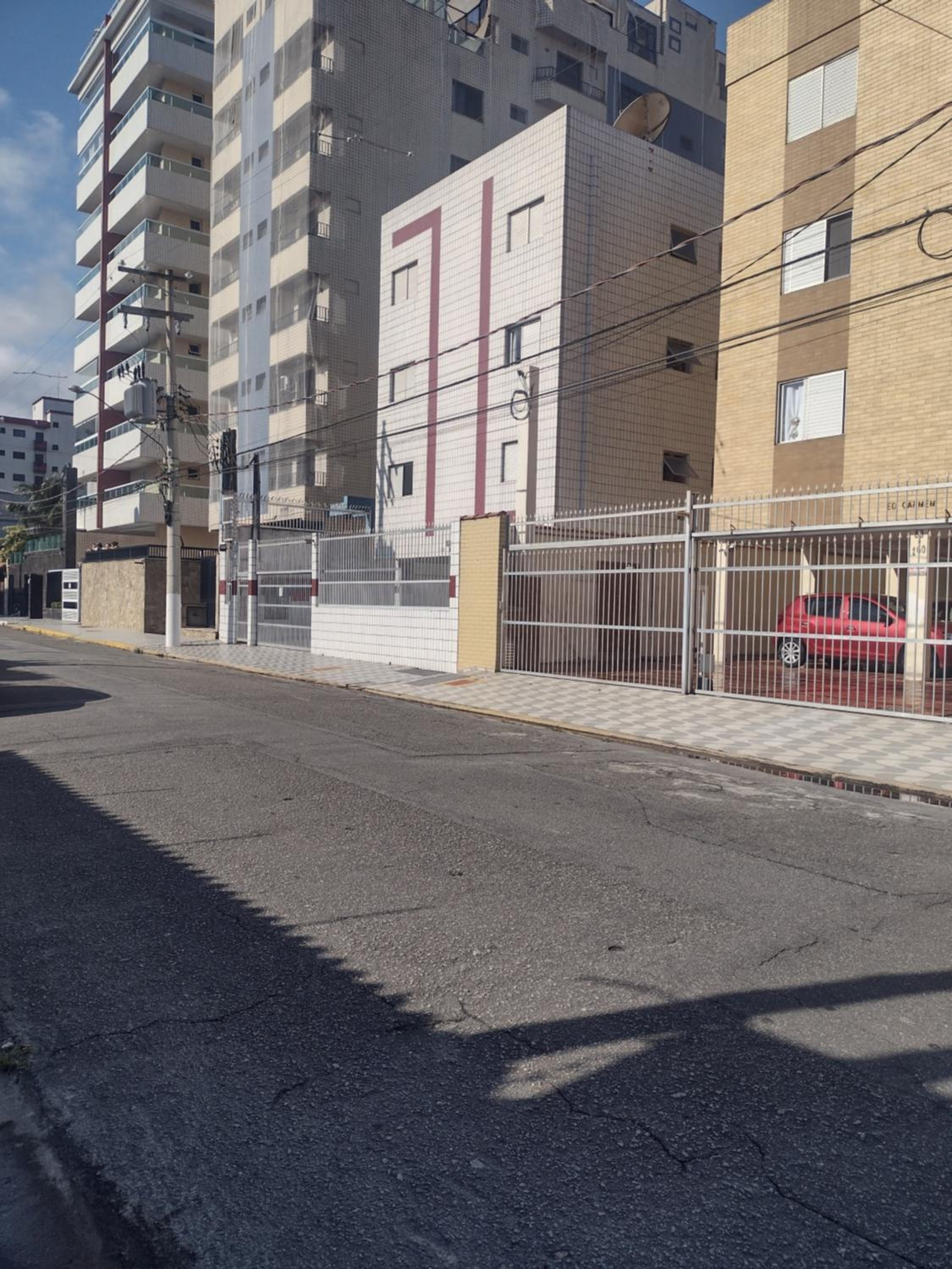 AP Caiçara Praia Grande 1 Dorm mobiliado próx a praia