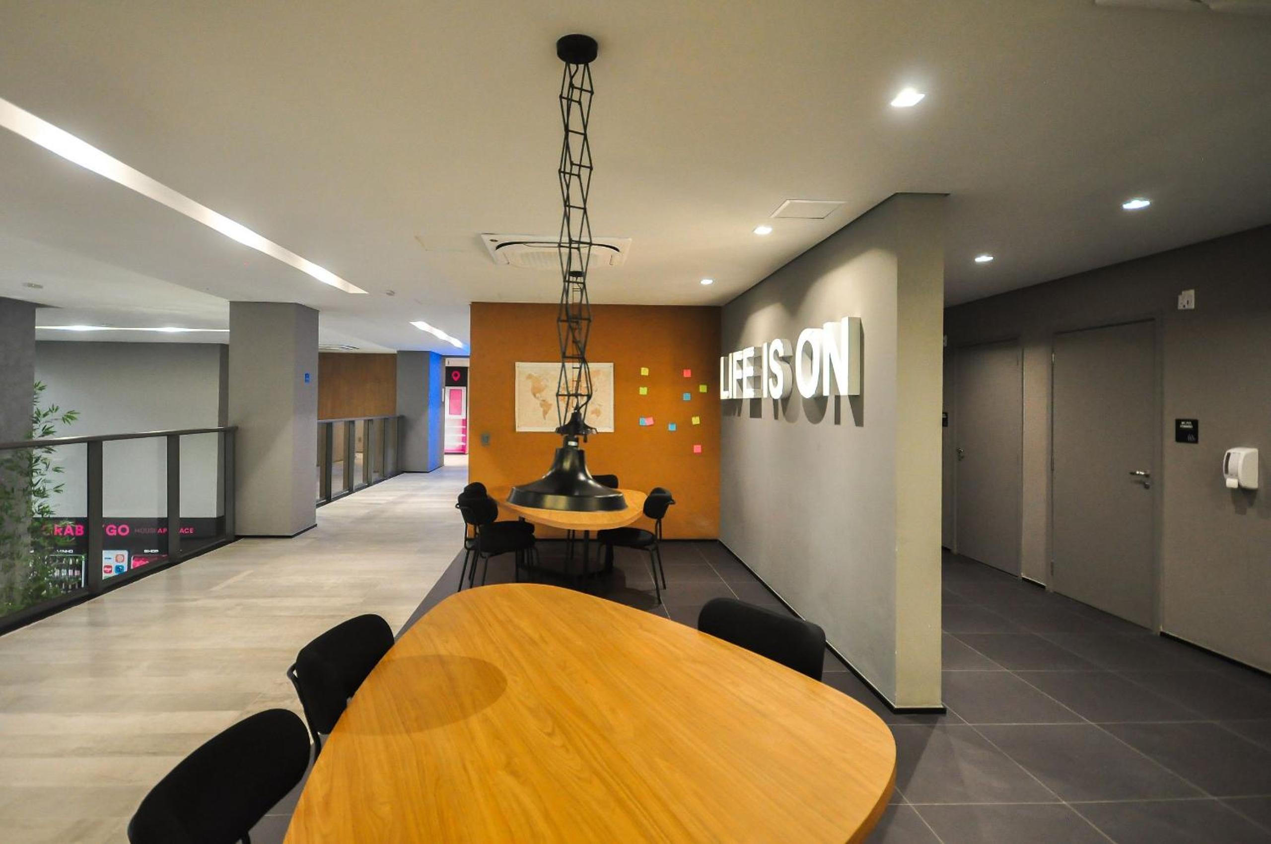 meeting & event spaces