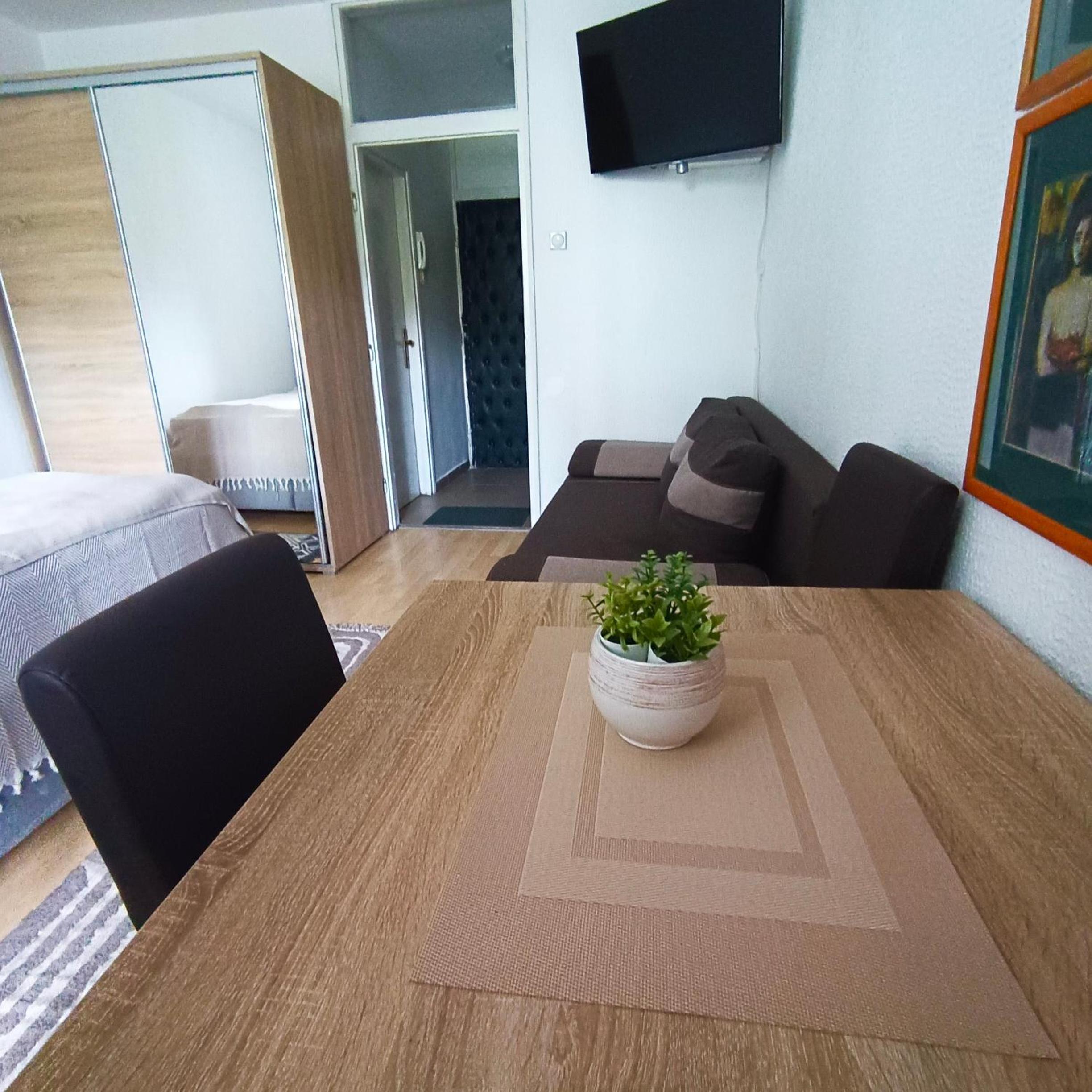 Novi Beograd cozy stay - Fontana view 3