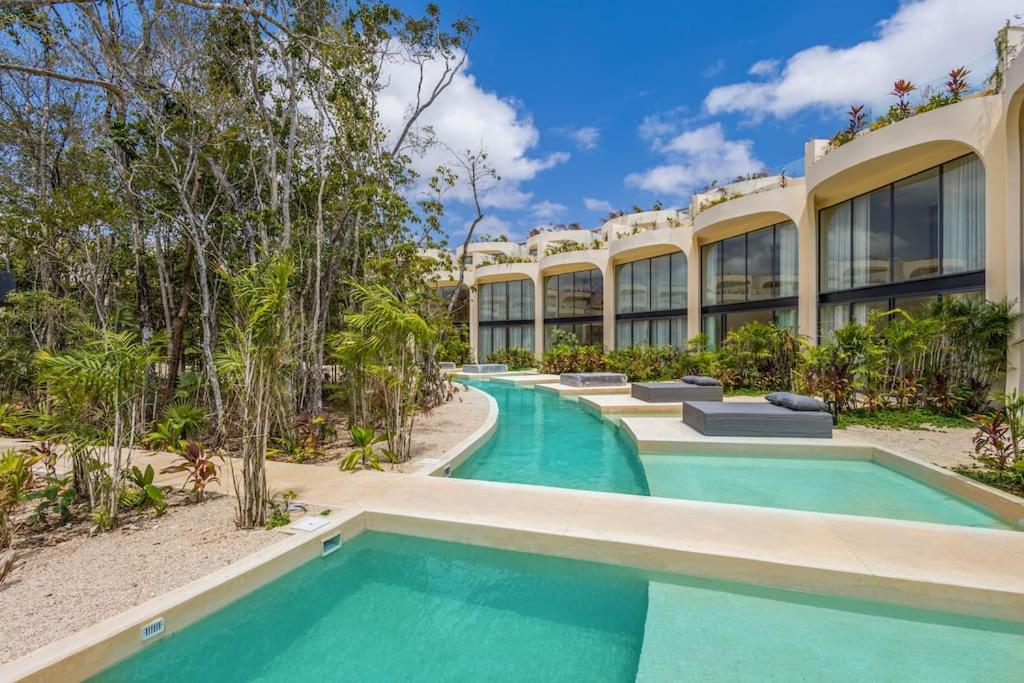 3BR Villa with Private Pool, Near Beach view 2