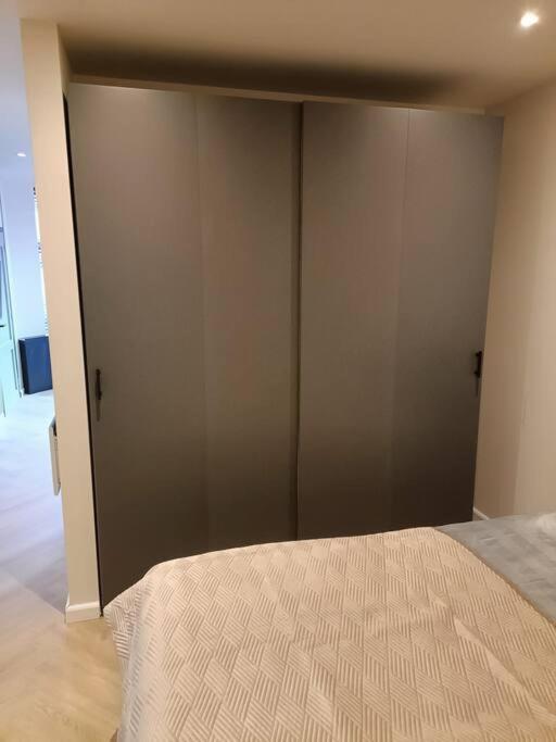 Modern appartement vlak bij strand view 5