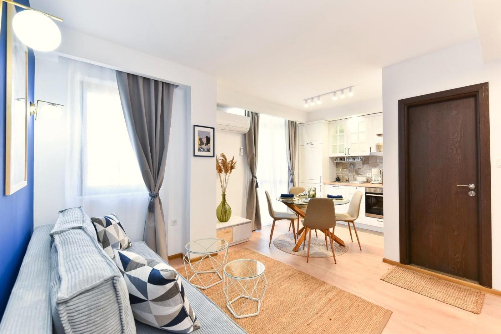 Lyana's One Bedroom apartment