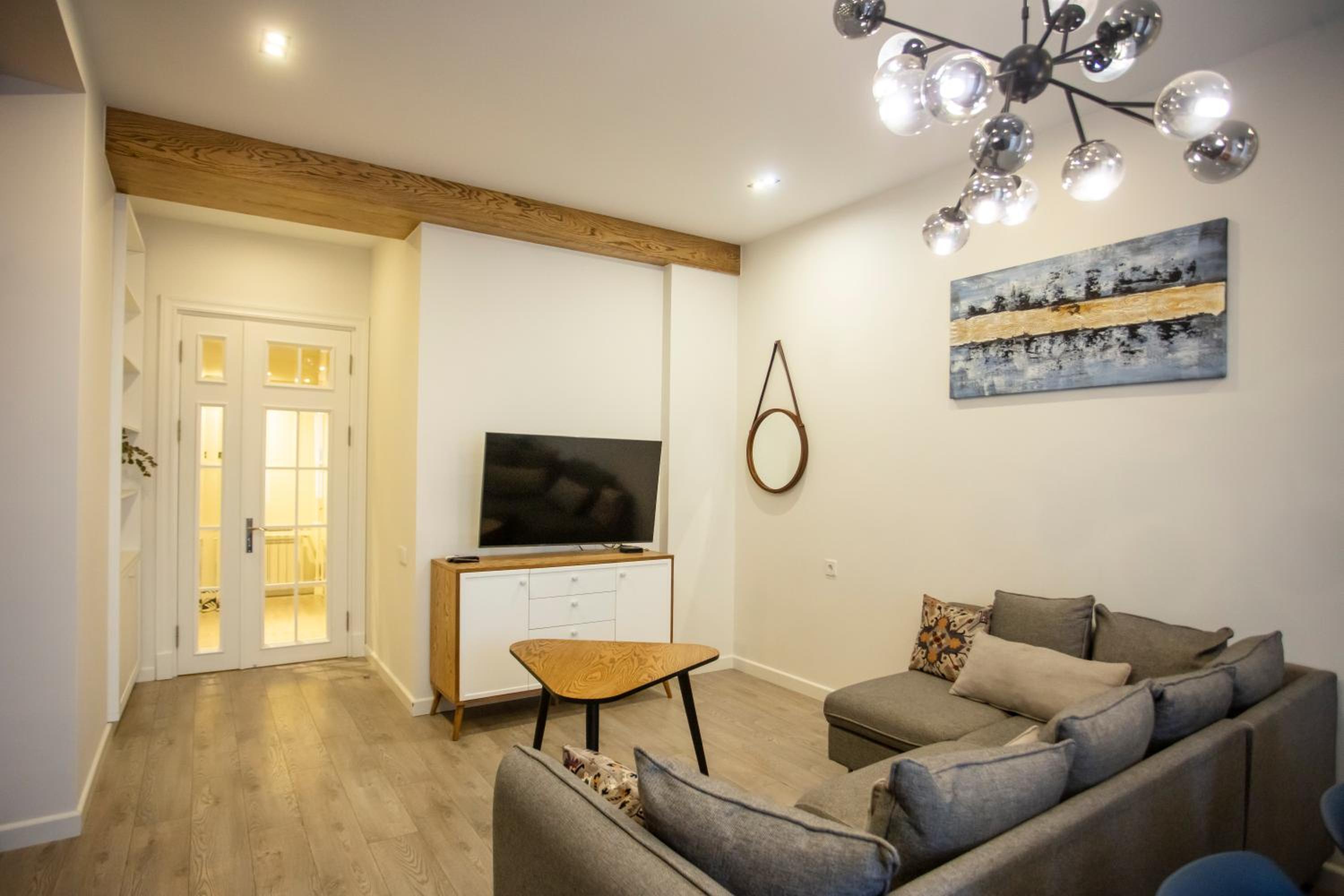 Luxurious 2-Bedroom Condo in Downtown Baku