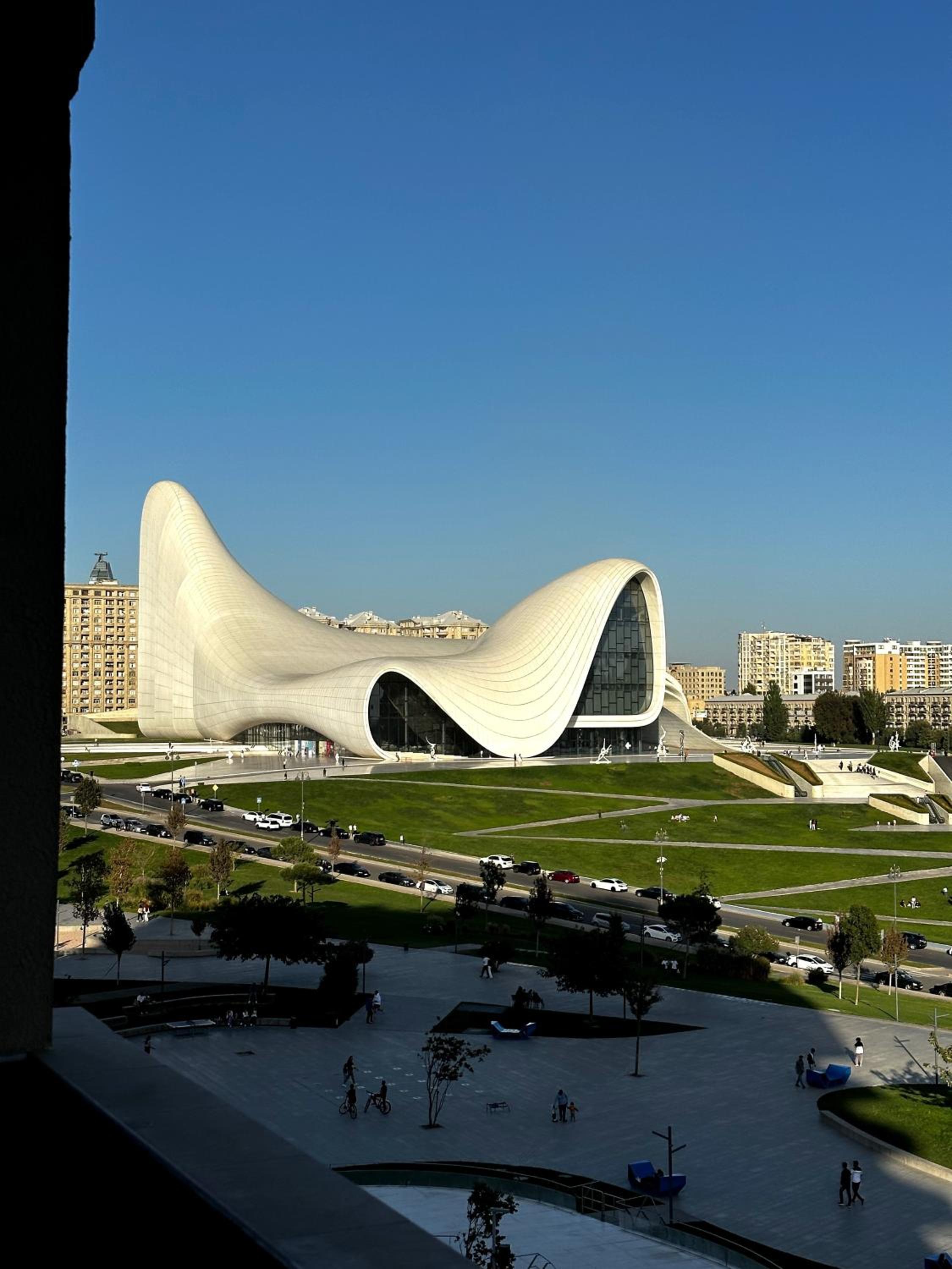 Apartment near the Heydar Aliyev Cultural Center