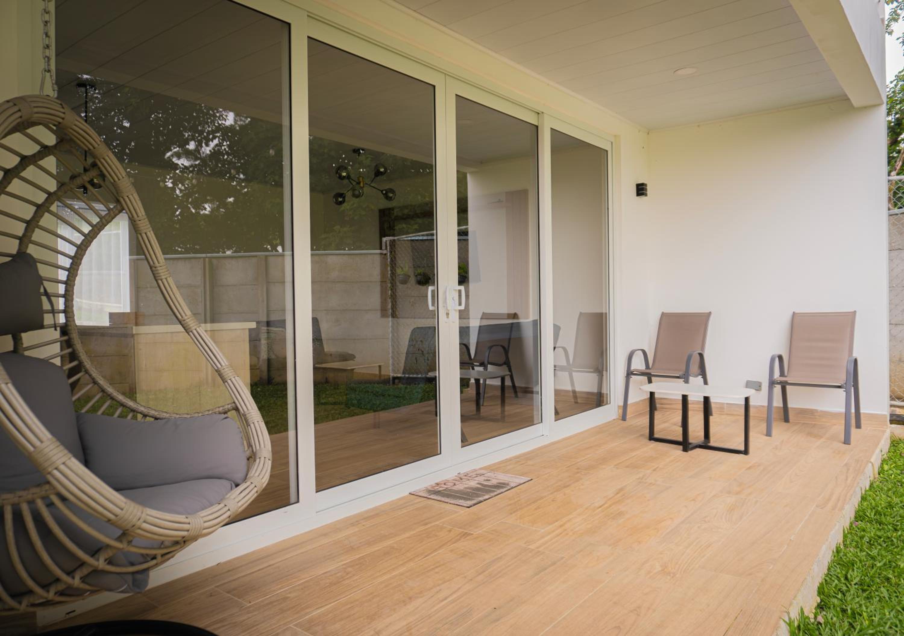 Apto Cristal Nivel #1, Modern Monteverde home in harmony with nature!