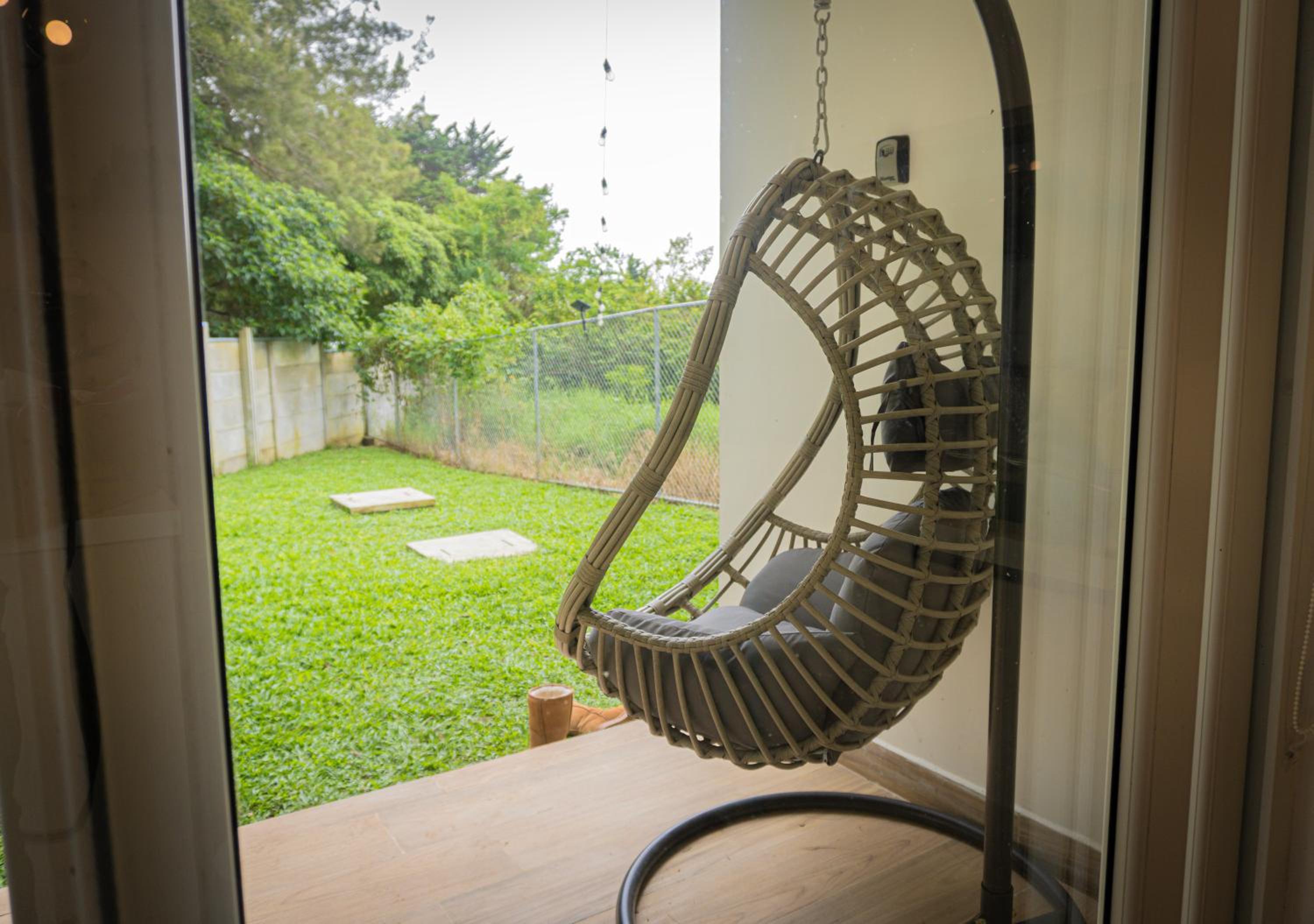 Apto Cristal Nivel #1, Modern Monteverde home in harmony with nature!