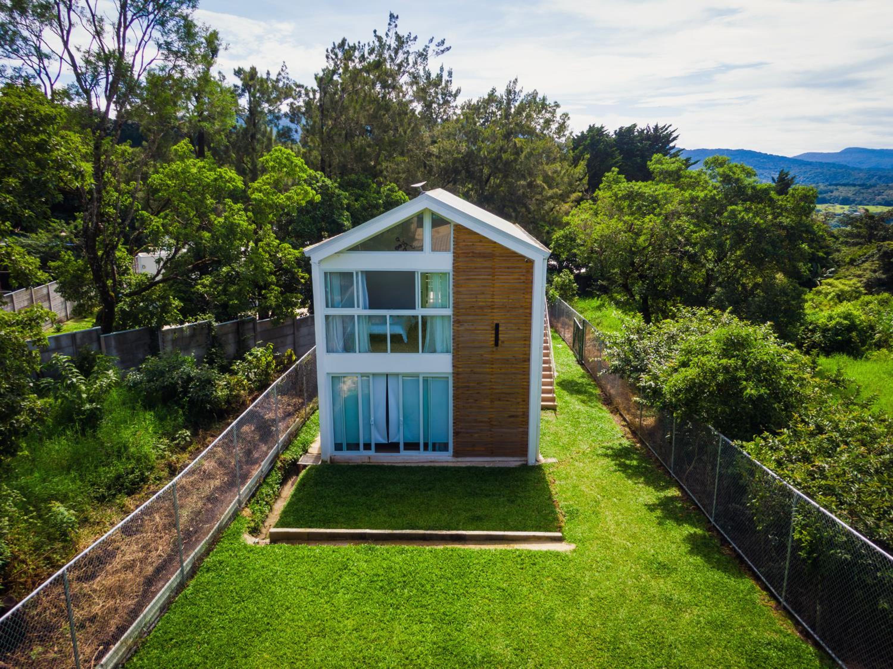 Apto Cristal Nivel #1, Modern Monteverde home in harmony with nature!