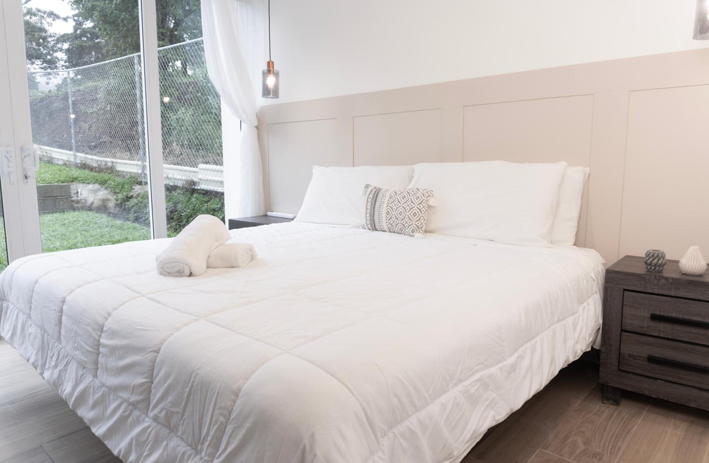 Apto Cristal Nivel #1, Modern Monteverde home in harmony with nature!