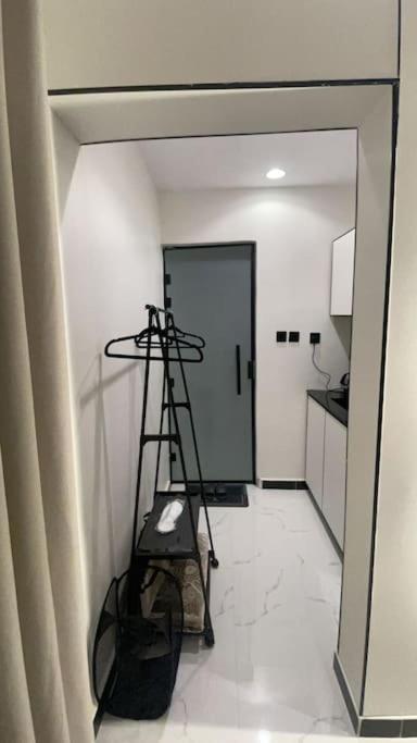 Modern studio Self entry