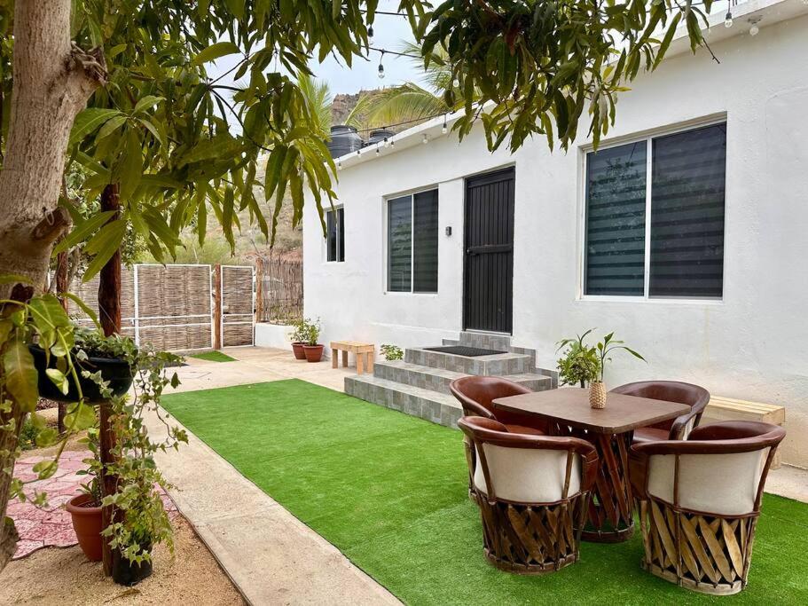 Cozy Home just 10 minutes from the Pacific! view 3