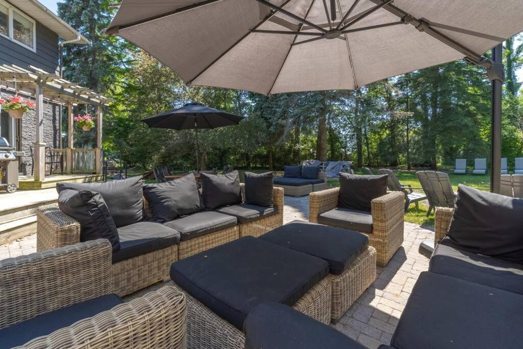 Gate House Comfort plus own lake access, dock, 4 mins to beach