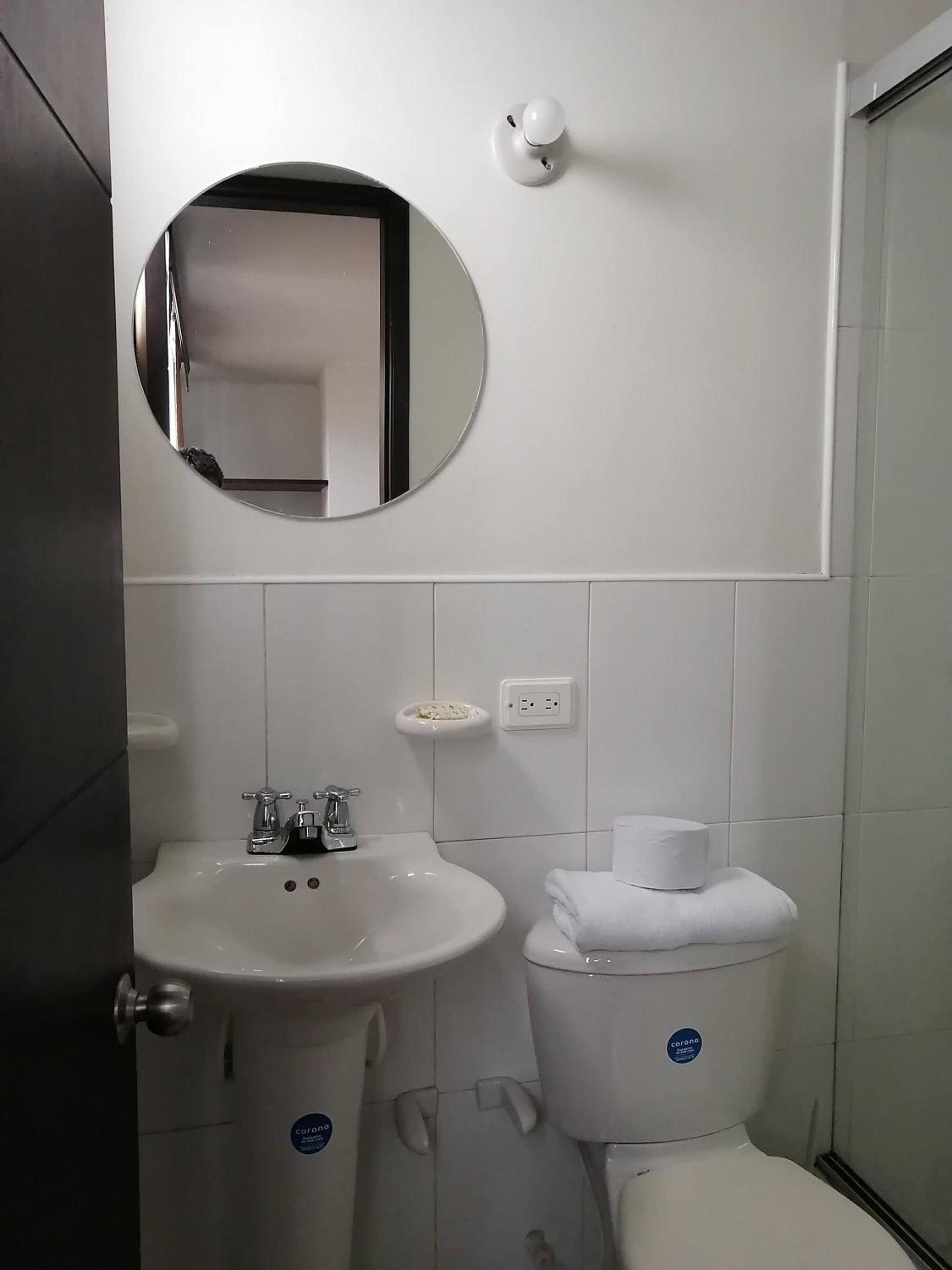 Room in Guest room - Agora Centro De Convenciones