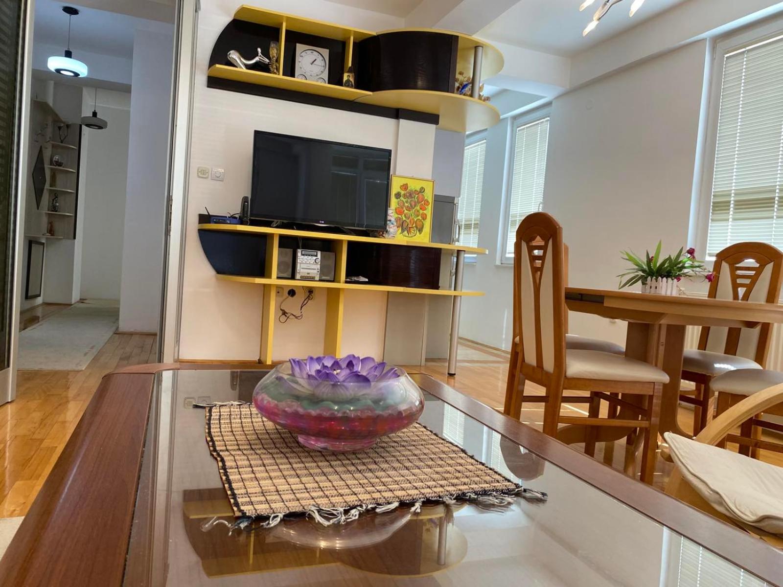 BNB Apartment Center