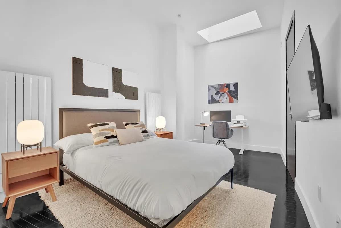 Waverly Lane by Rove Travel 3 BR Chelsea Apt