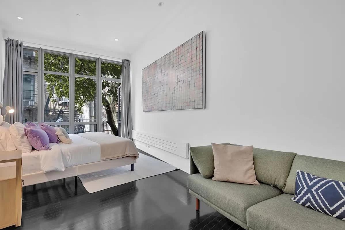 Waverly Lane by Rove Travel 3 BR Chelsea Apt
