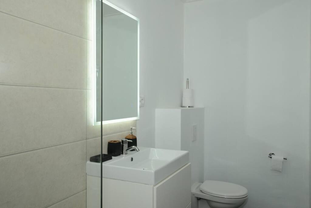 INDIGO HOUSE - Centrally located with private Pool