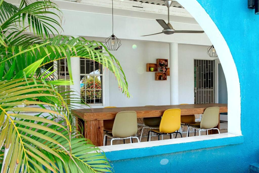 INDIGO HOUSE - Centrally located with private Pool