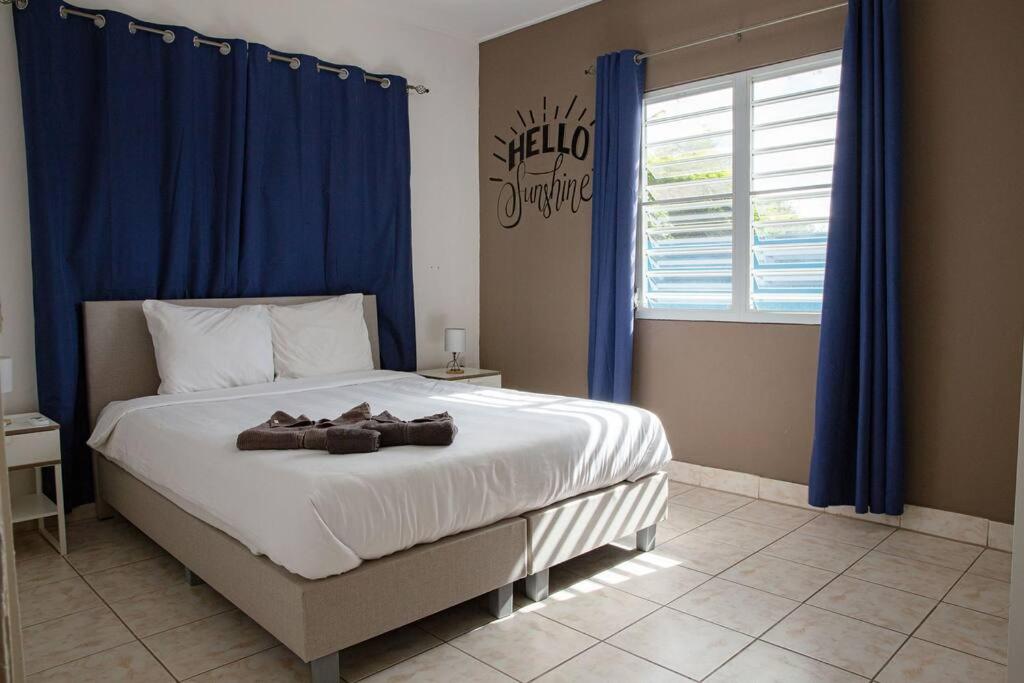 INDIGO HOUSE - Centrally located with private Pool