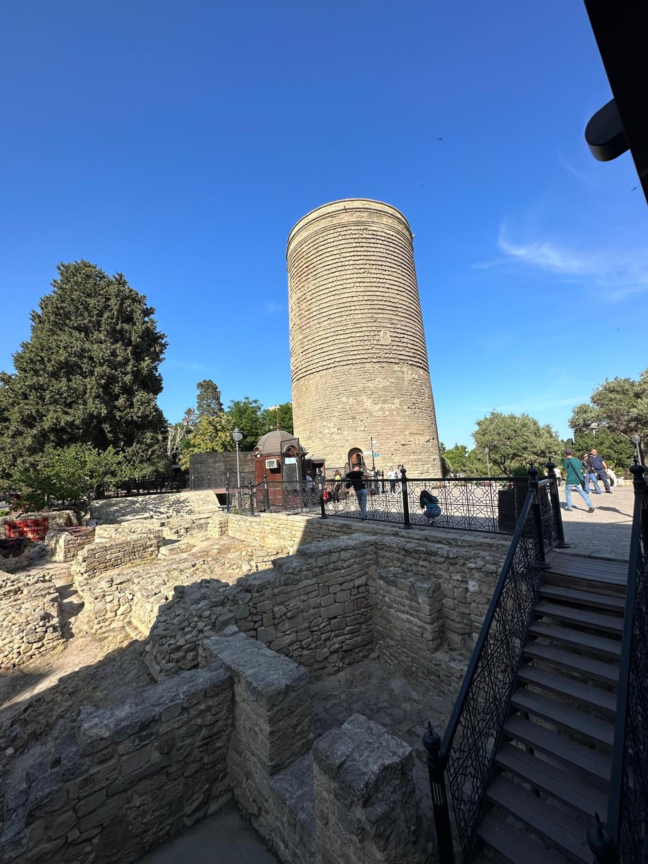 Maiden tower apartment ( Icheri Sheher )