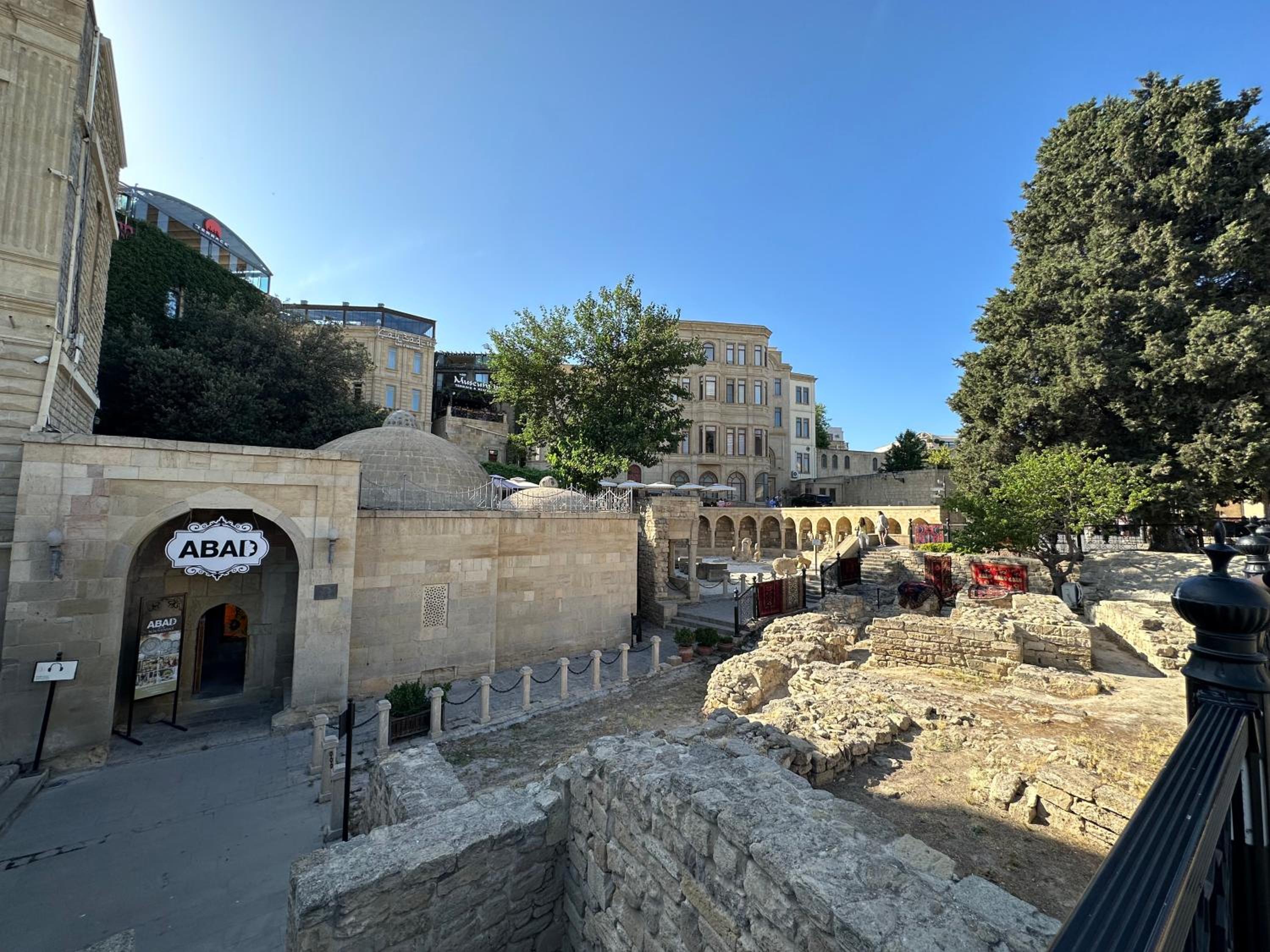 Maiden tower apartment ( Icheri Sheher )