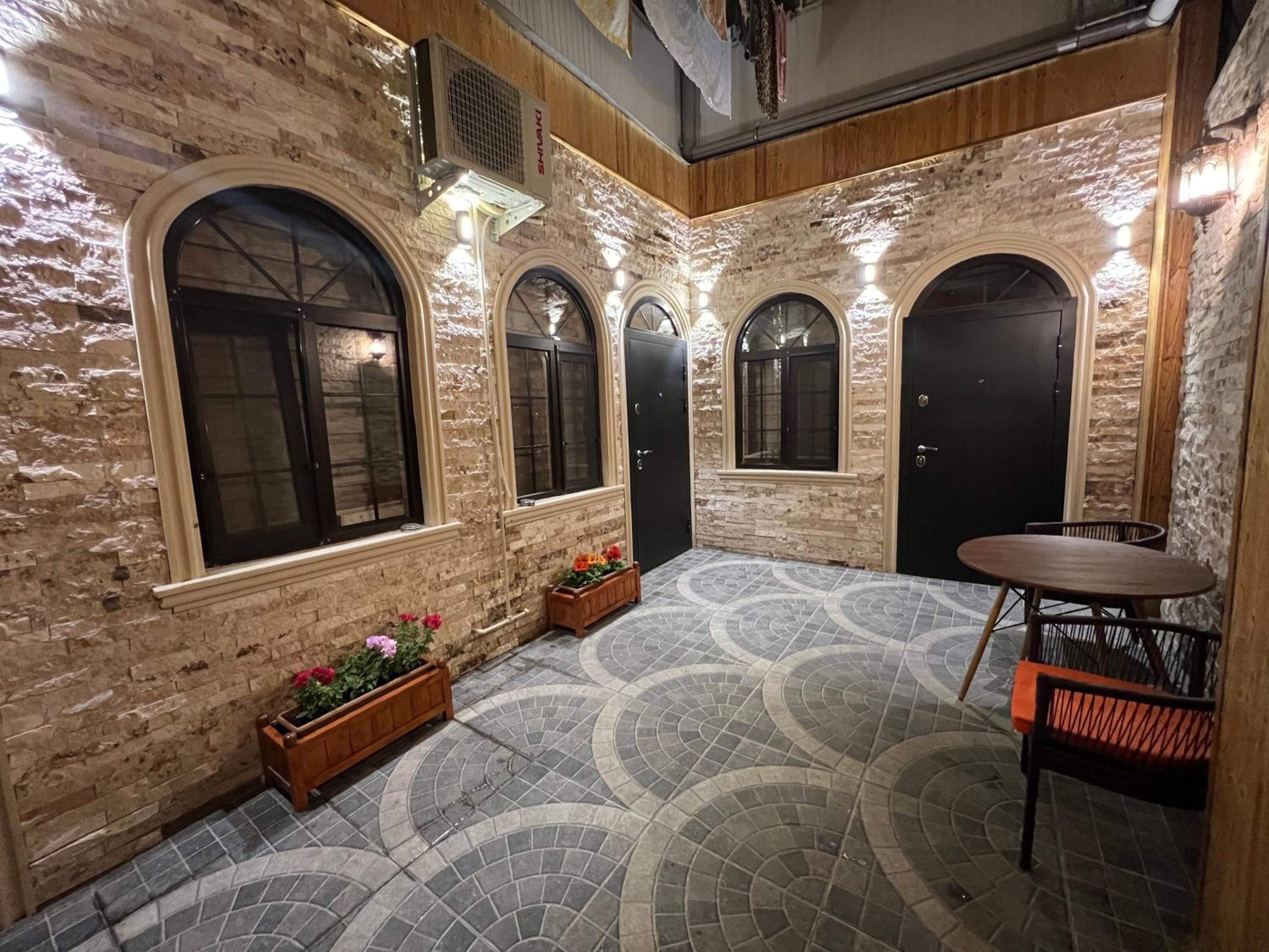 Maiden tower apartment ( Icheri Sheher )