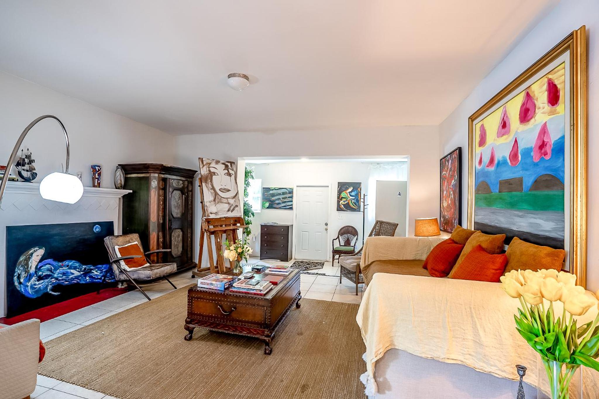 Private Rooms at Miami, Buena Vista with Parking