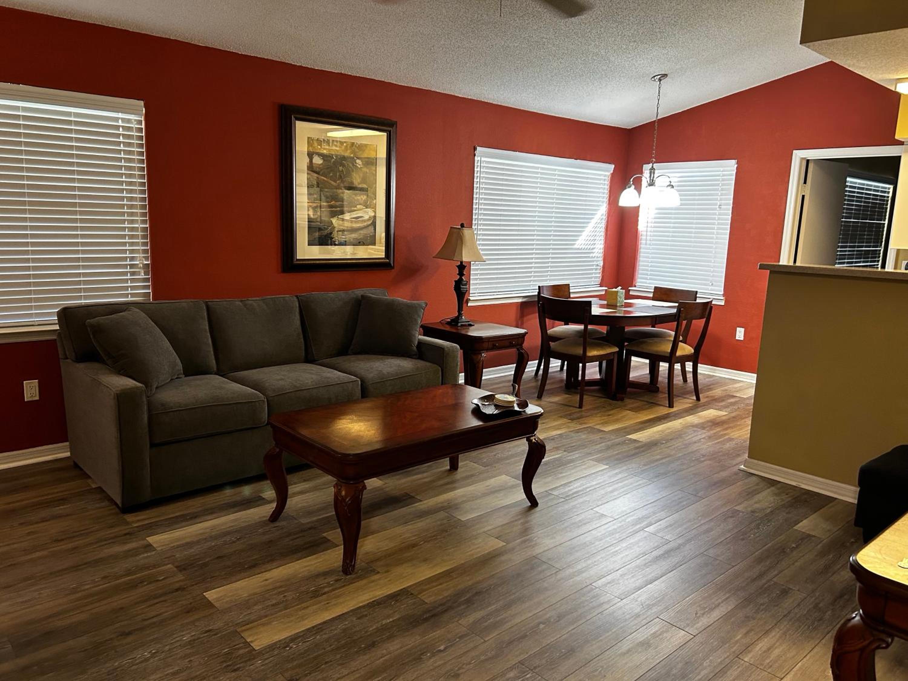 Beautiful two master bedroom condo in Fort Myers, Venetian Palms condominium view 5