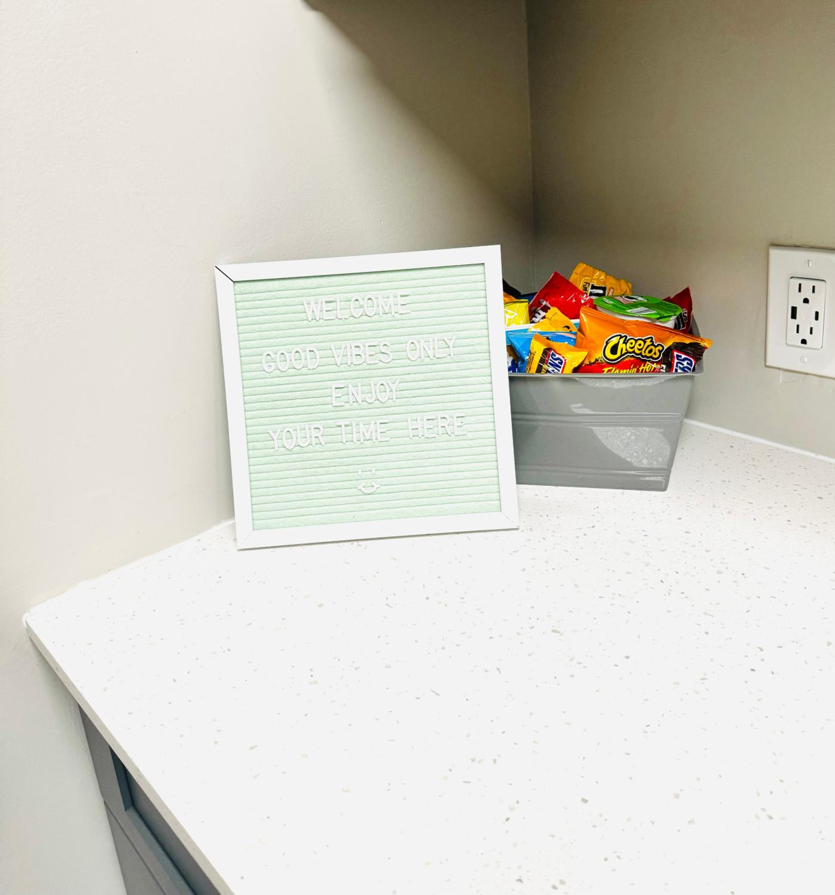 Home Away - Property Image 10