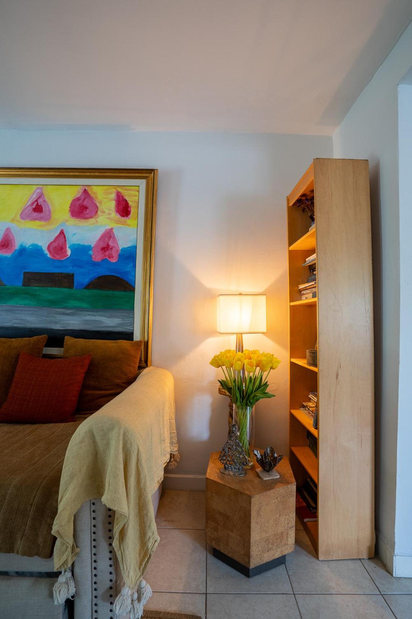 Private Rooms at Miami, Buena Vista with Parking