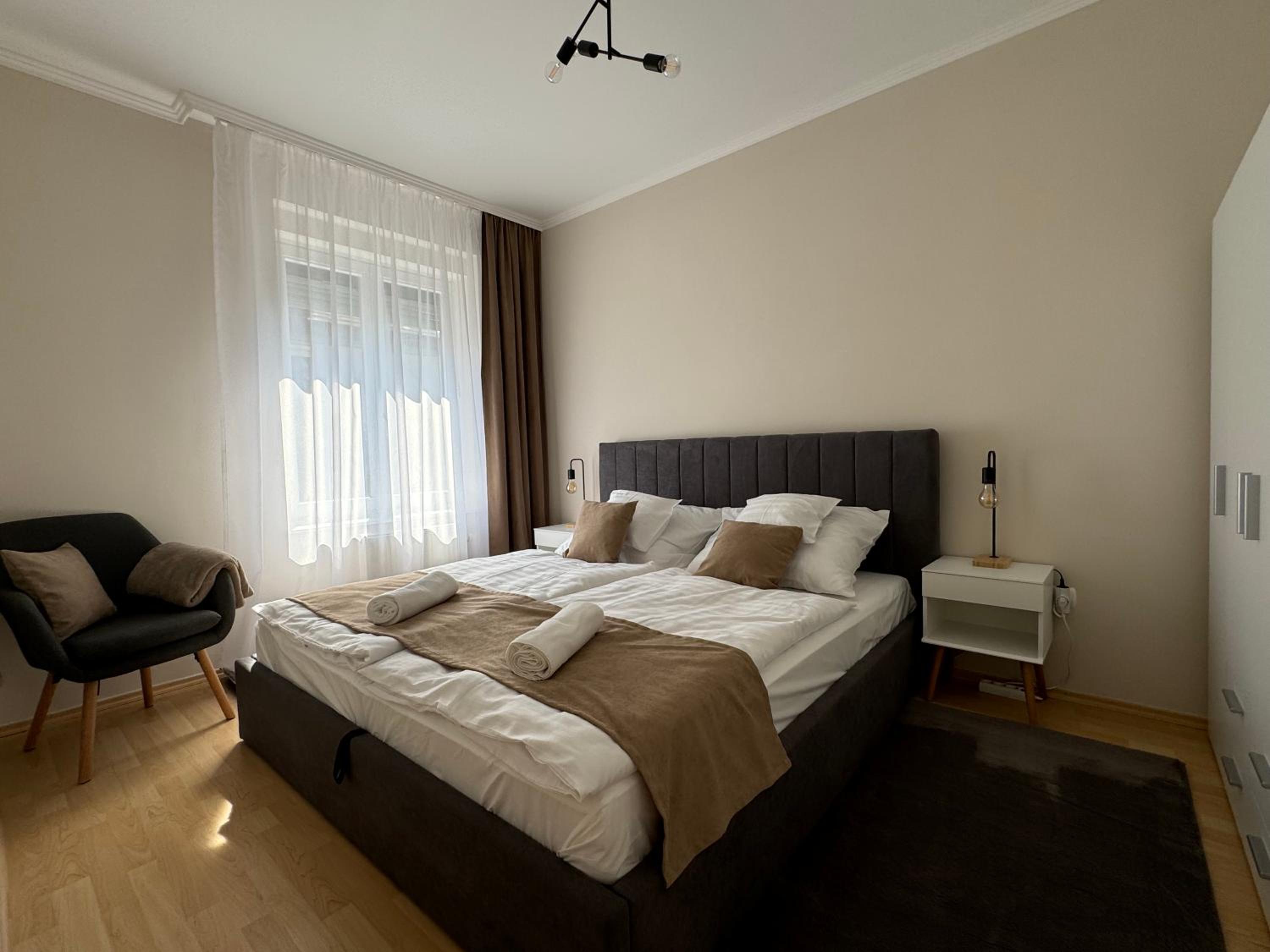 Európa Apartman