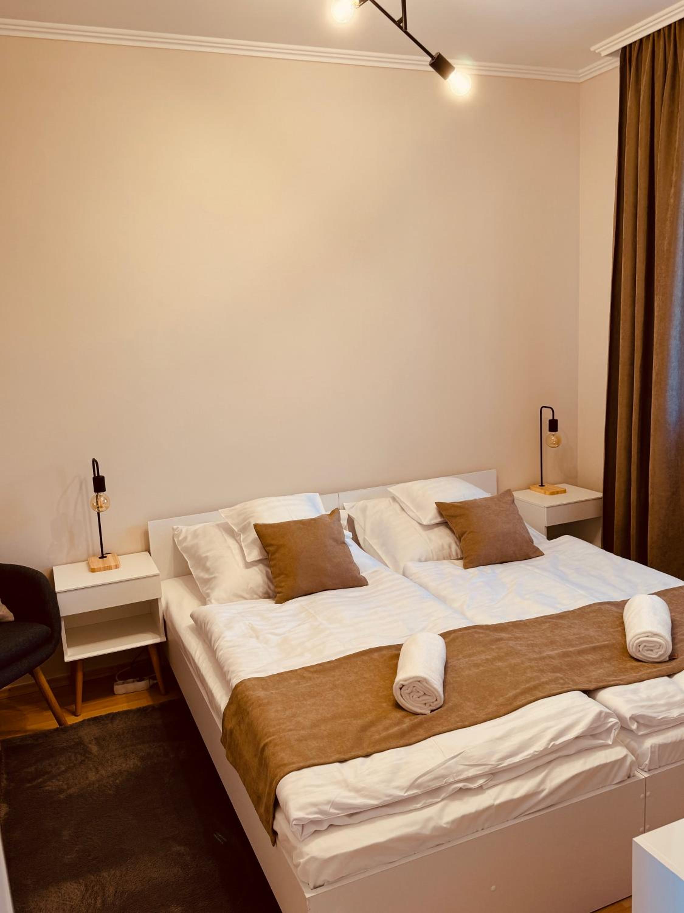 Európa Apartman