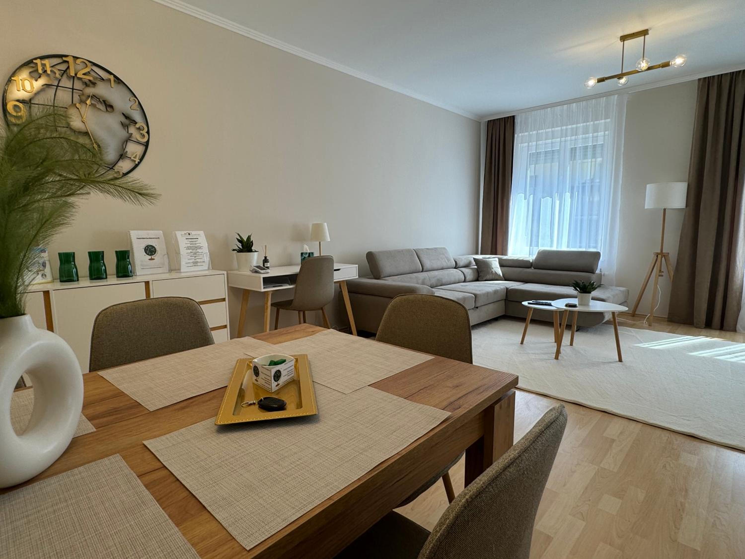 Európa Apartman