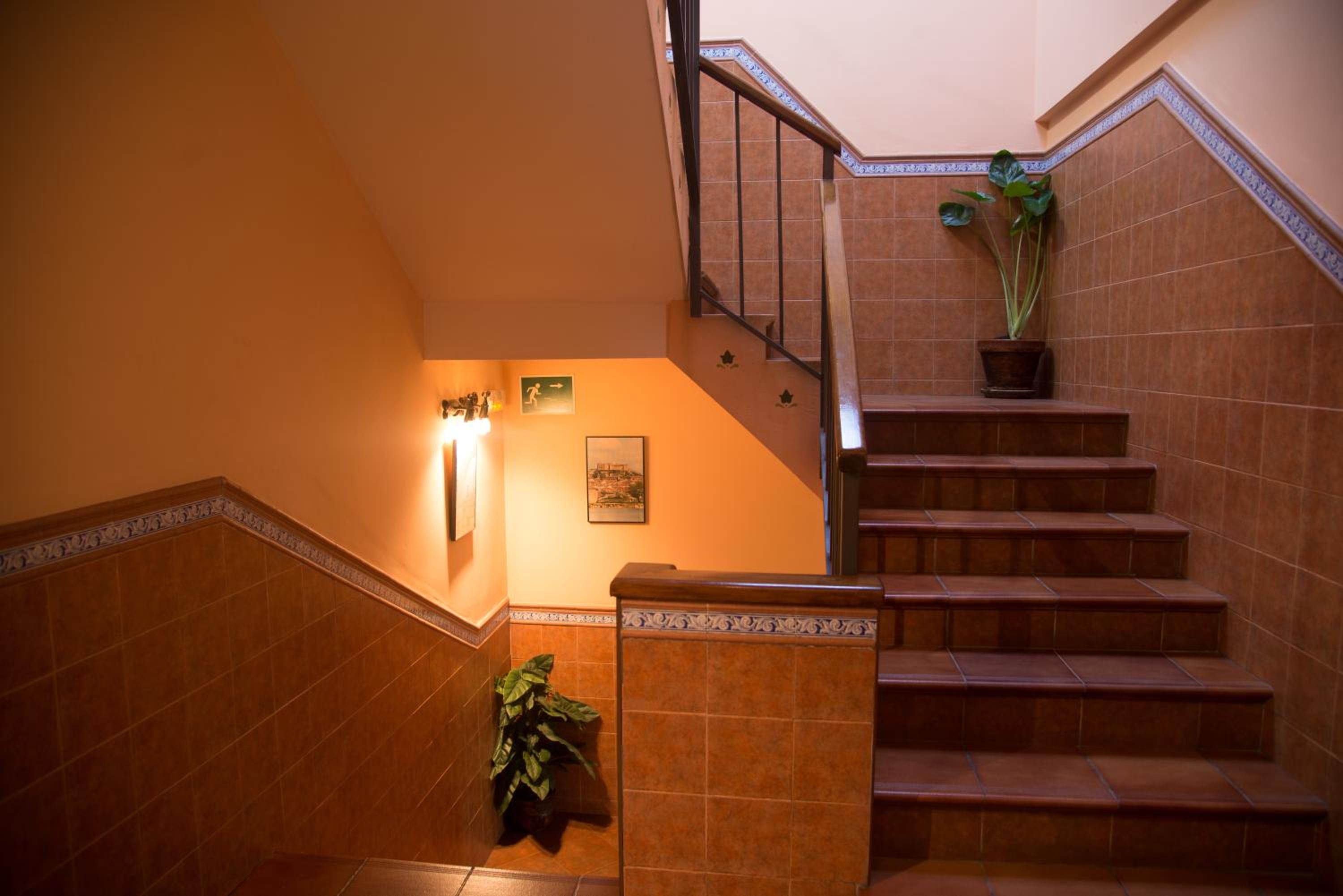 Hostal Hueso
