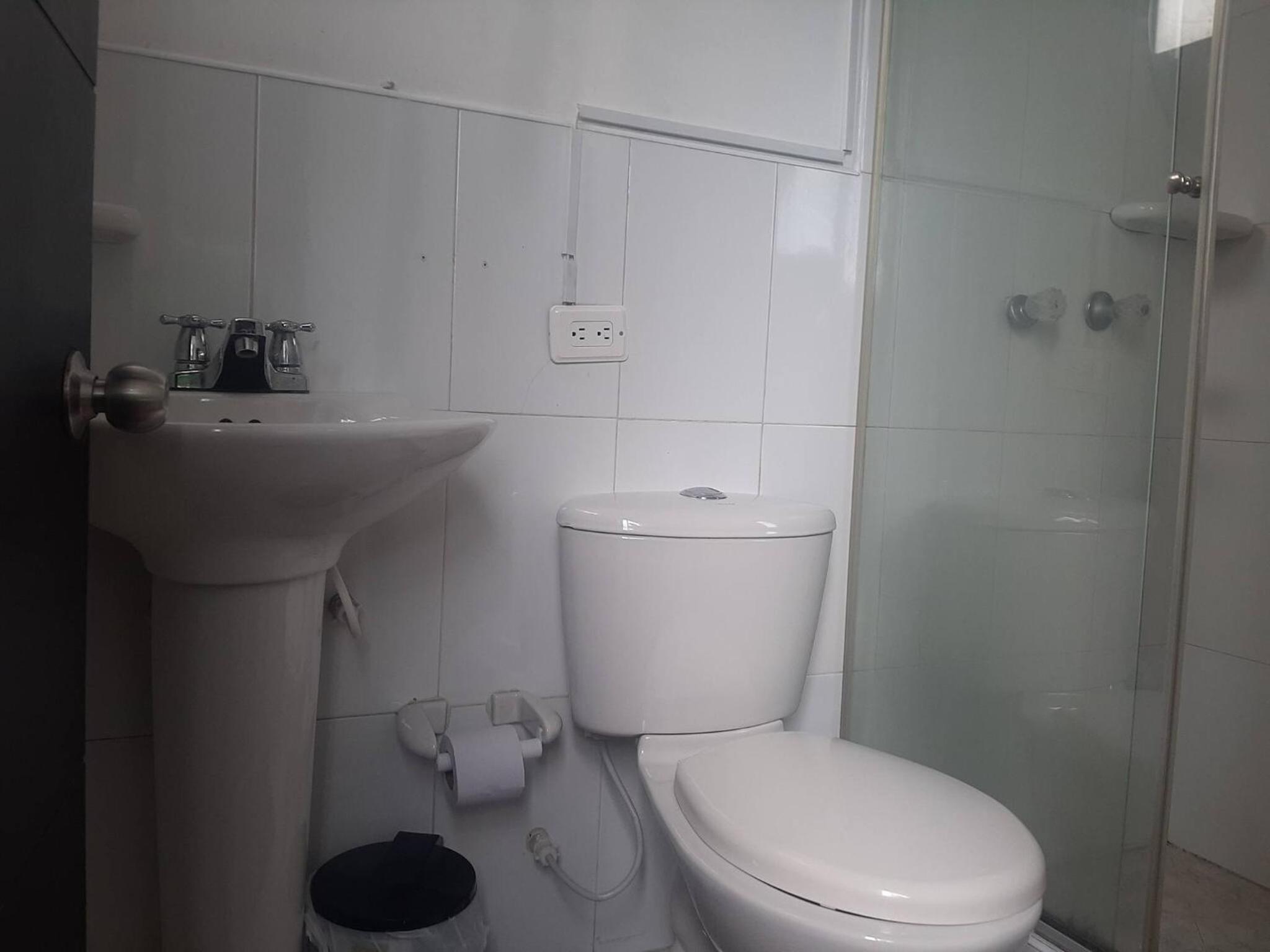 Room in Guest room - Cerca U Nacional Linda Habitacio
