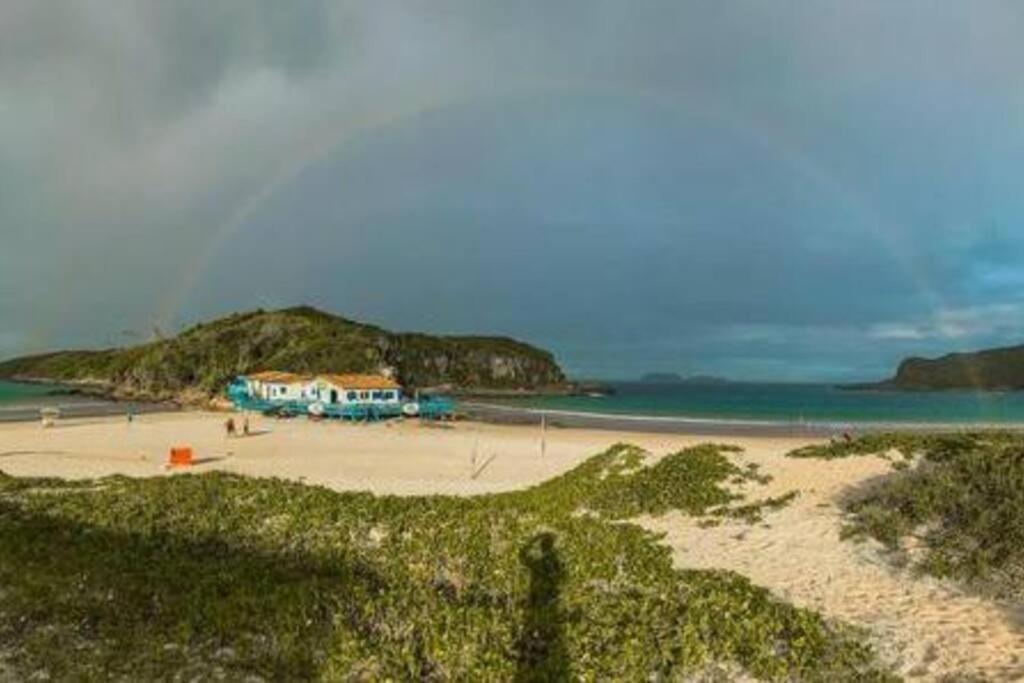 Praia do Pero - Condominio pe na areia - Pero em Cabo Frio