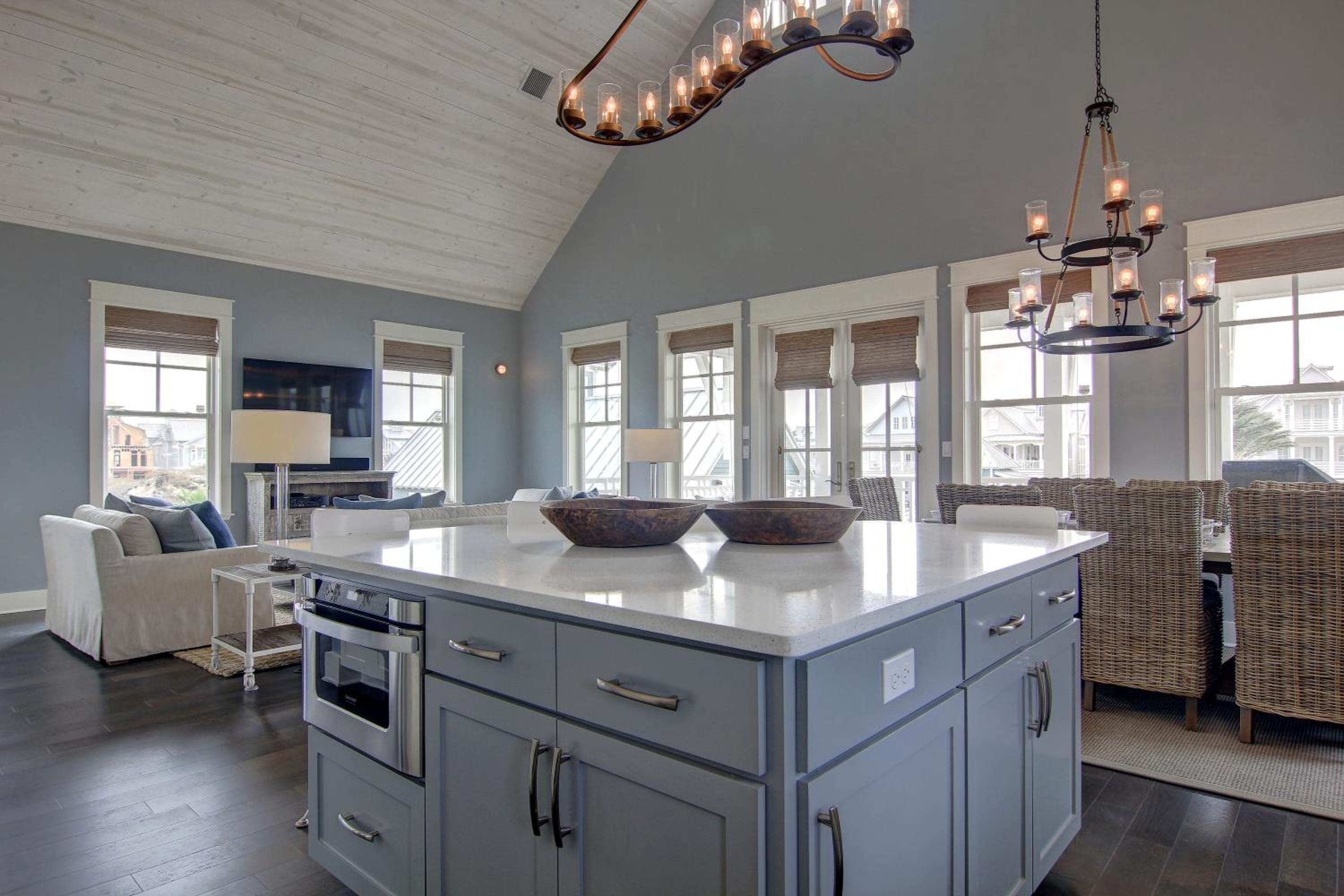 Coastal Charm 258 HI view 4