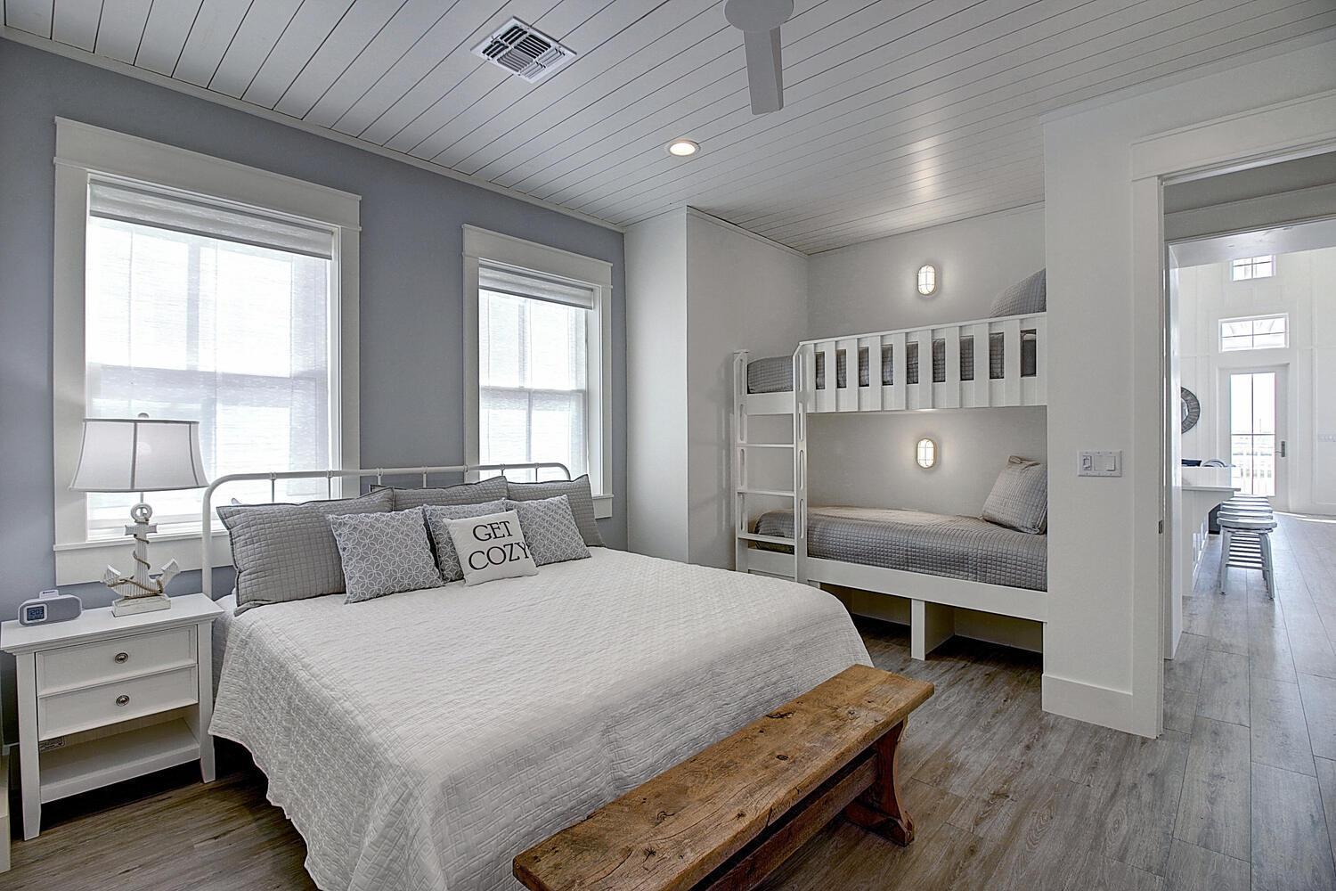 Sea Pearl 228 LAU view 2