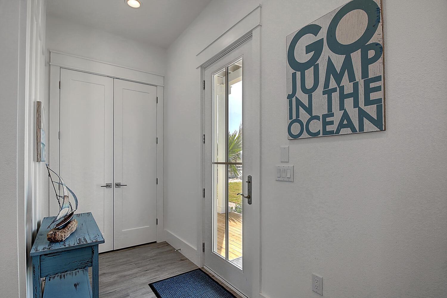 Sea Pearl 228 LAU view 3