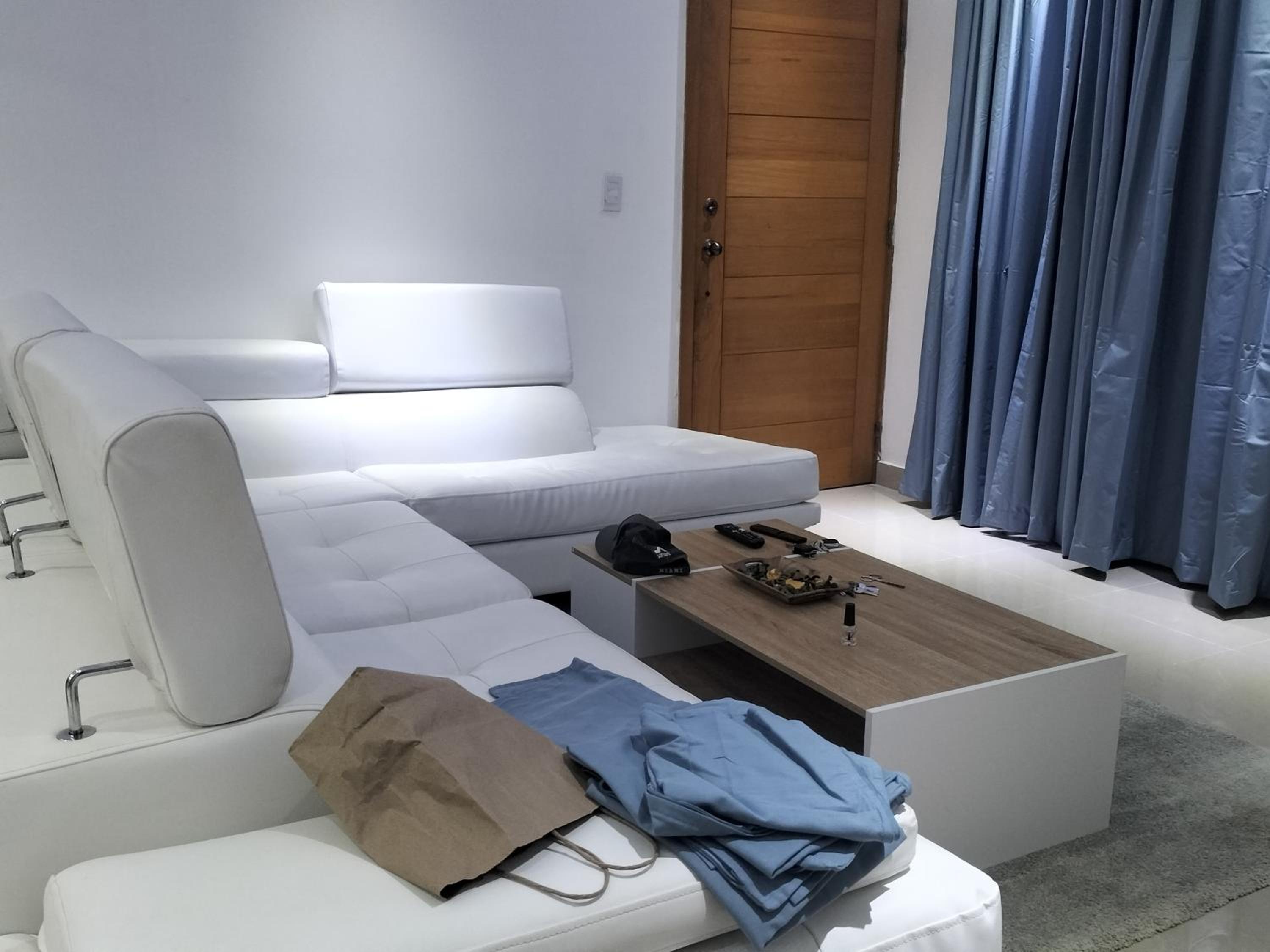 Apartamento con piscina, autopista de San Isidro