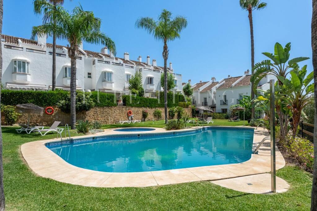 NEW! 5 Star House Near to Puente Romano view 5