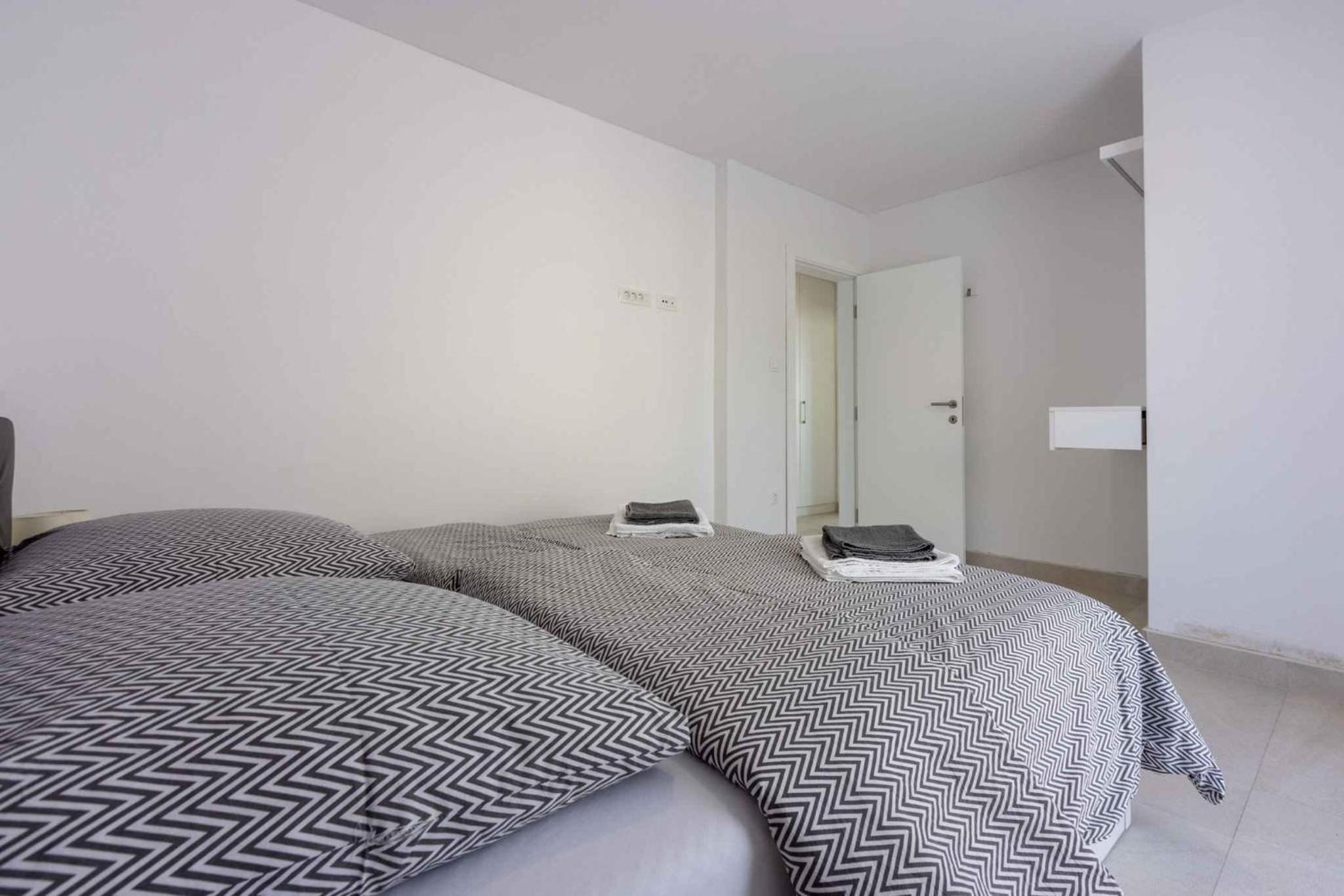 Apartments in Crikvenica 42446 view 4