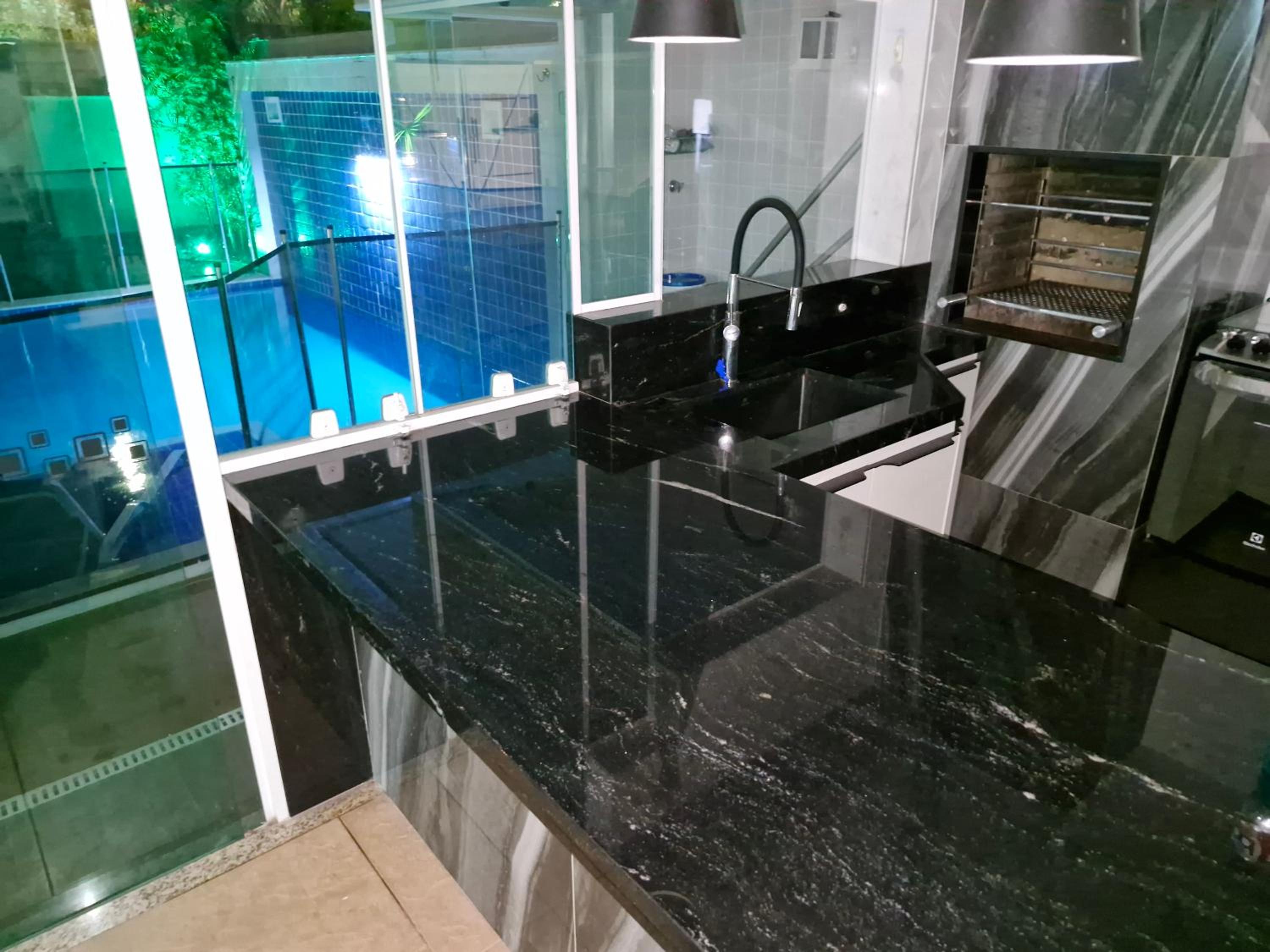 Casa de condomínio em frente ao shopping Recreio