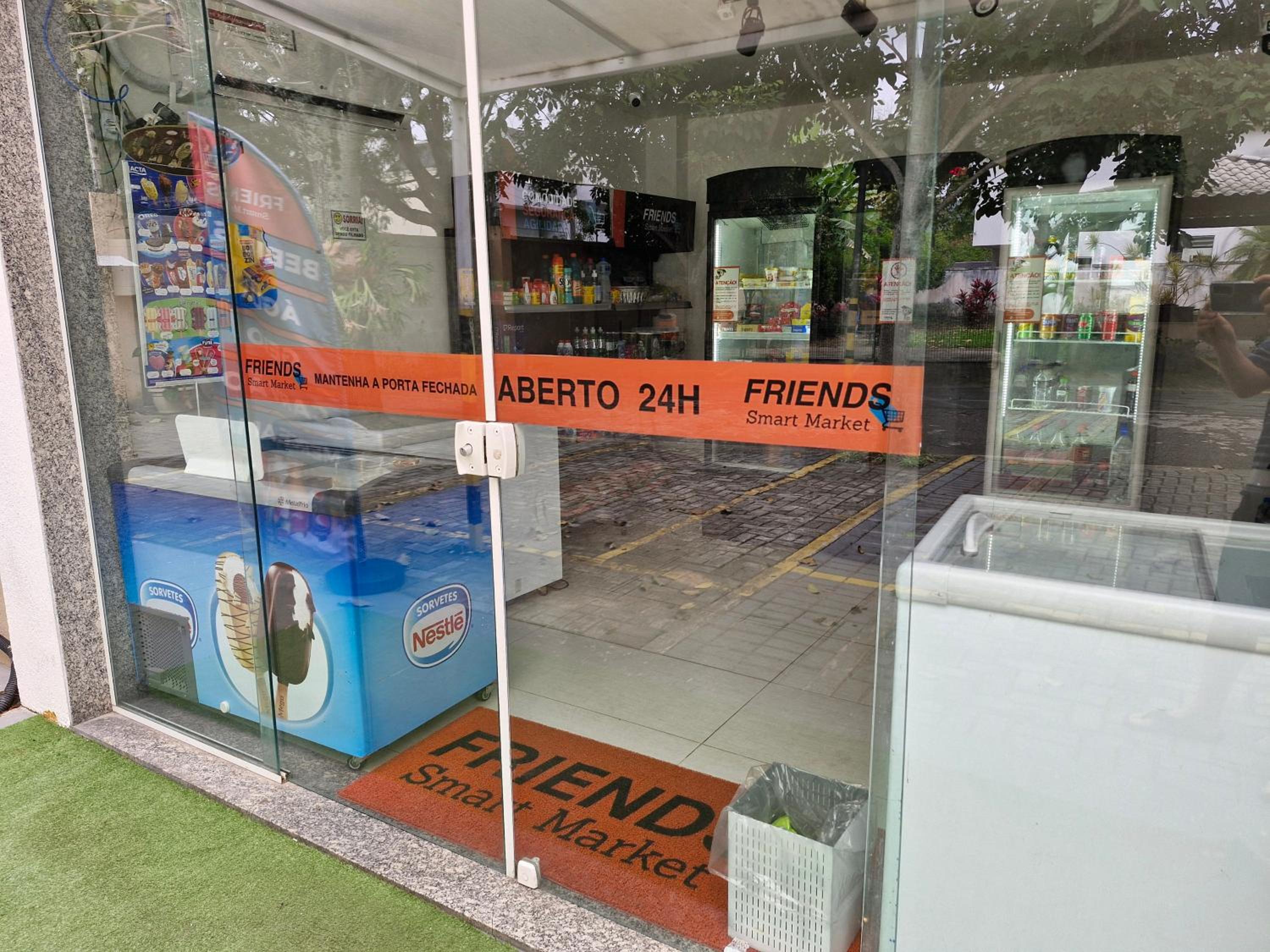 Casa de condomínio em frente ao shopping Recreio