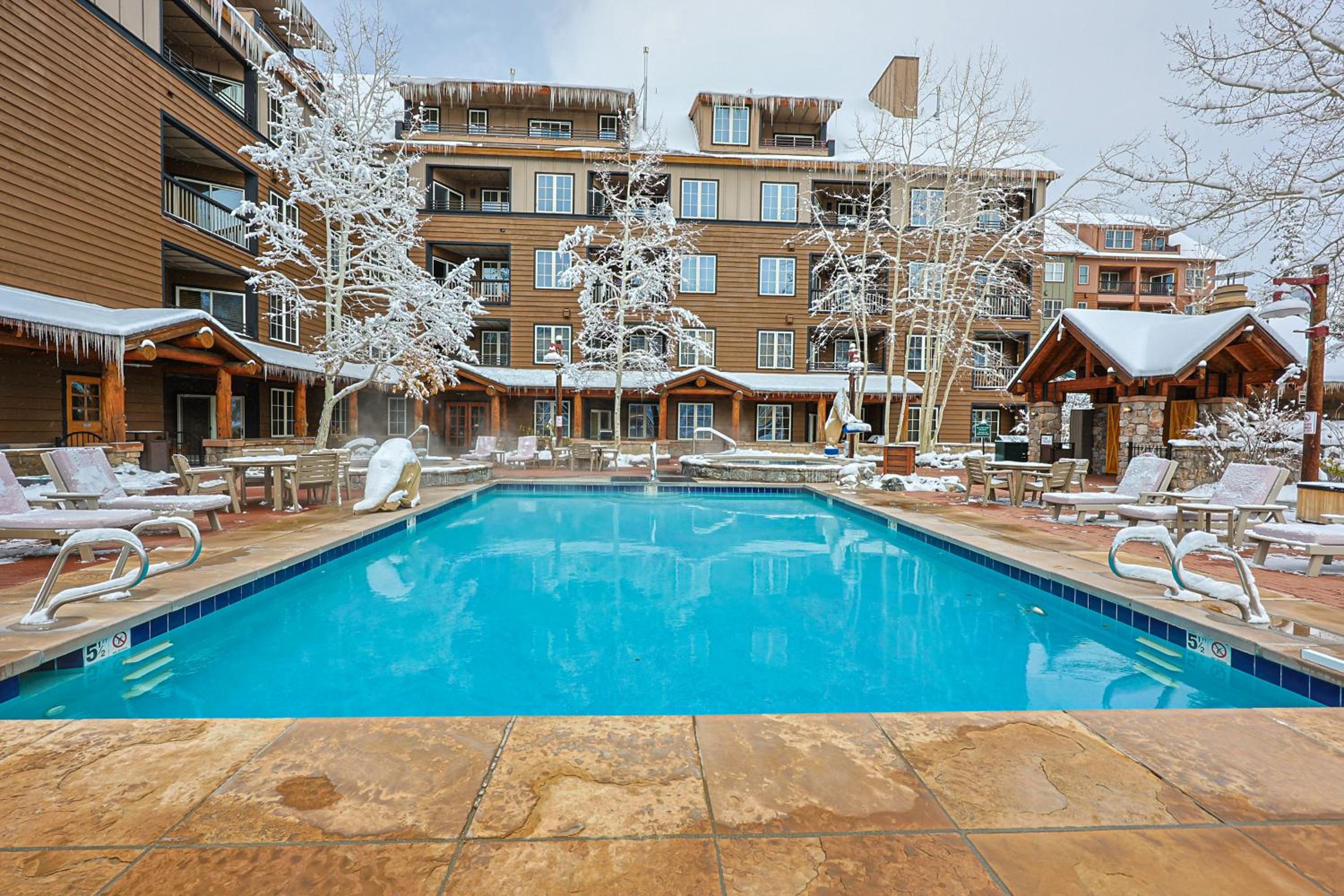 Black Bear 2 Bed 2 Bath BBCS view 3