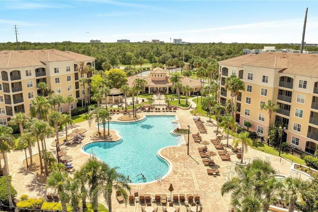 Luxurious & Epic Condo in heart of Orlando