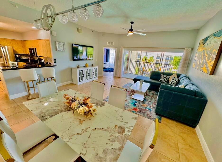 Luxurious & Epic Condo in heart of Orlando
