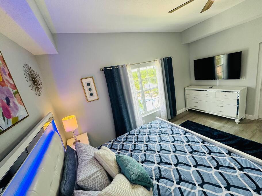 Luxurious & Epic Condo in heart of Orlando