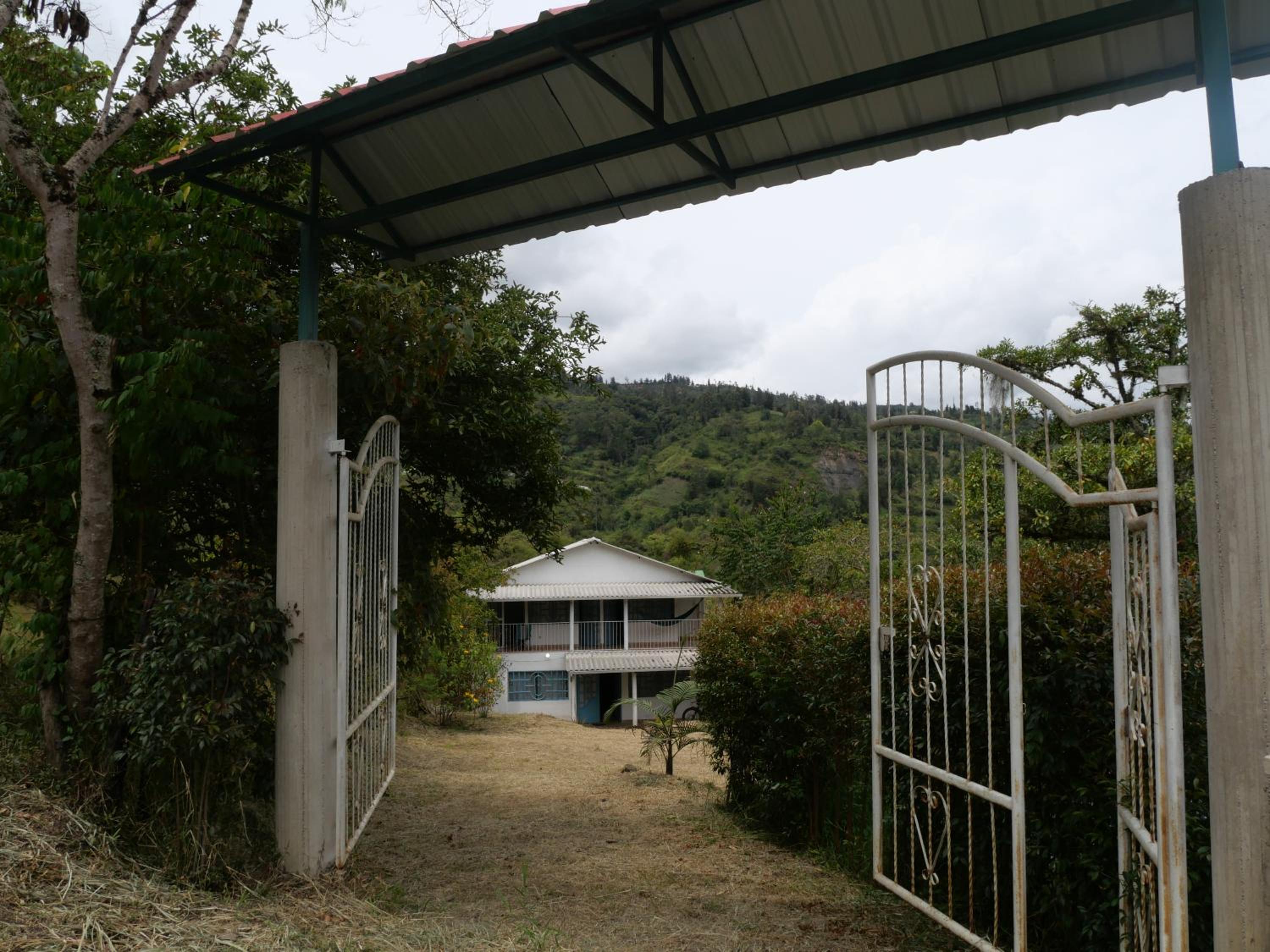 Acogedora casa campo en medio de la naturaleza