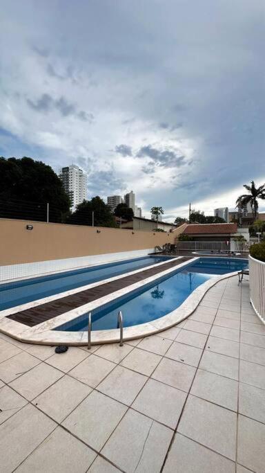 Apto bem localizado ao lado do hotel Gran Odara