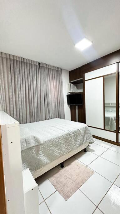Apto bem localizado ao lado do hotel Gran Odara